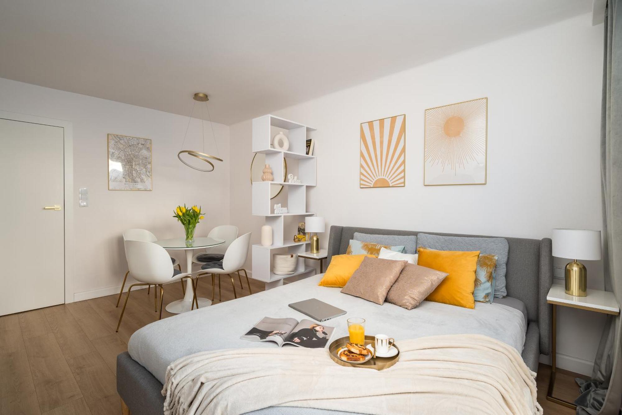 Gold Premium Central Suite 950 M To Central Station Parking 바르샤바 외부 사진