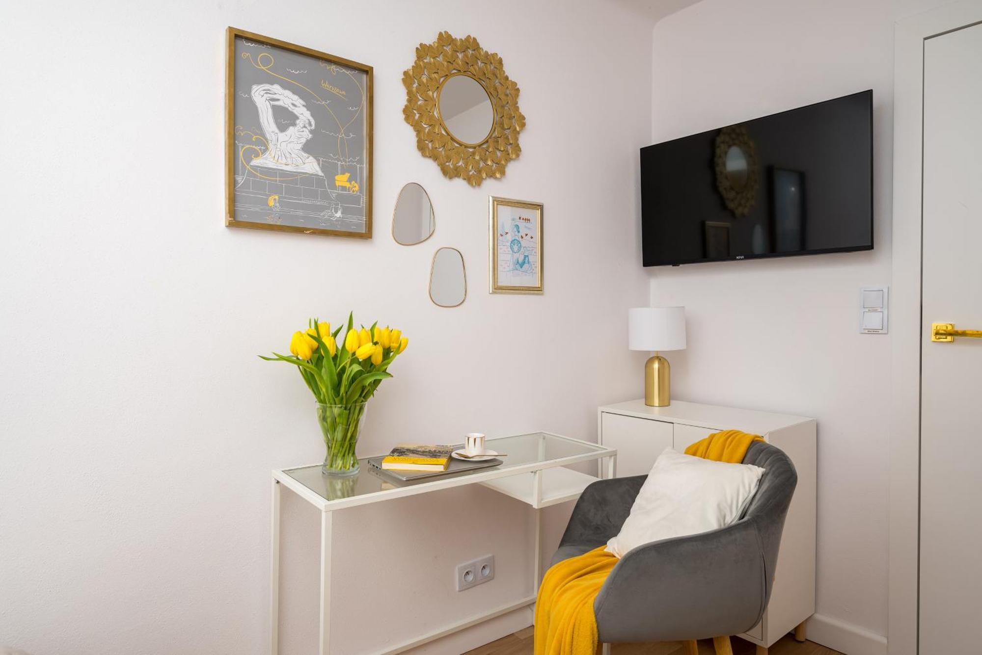 Gold Premium Central Suite 950 M To Central Station Parking 바르샤바 외부 사진