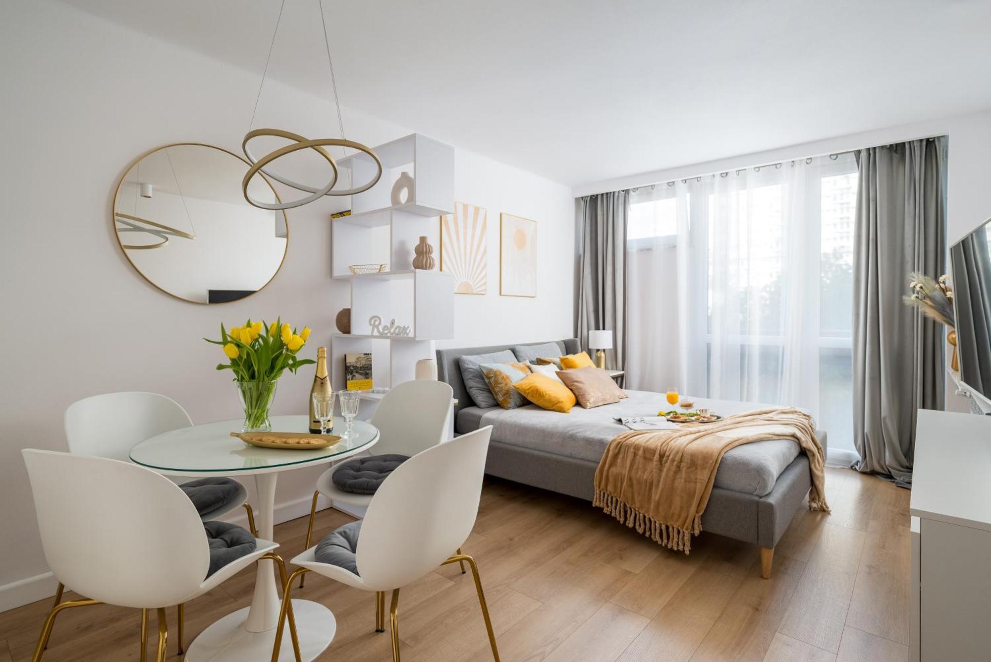 Gold Premium Central Suite 950 M To Central Station Parking 바르샤바 외부 사진